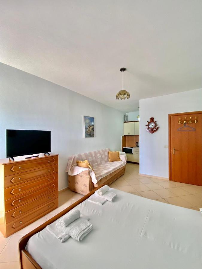 Caramel Sun Apartment Саранда Екстер'єр фото